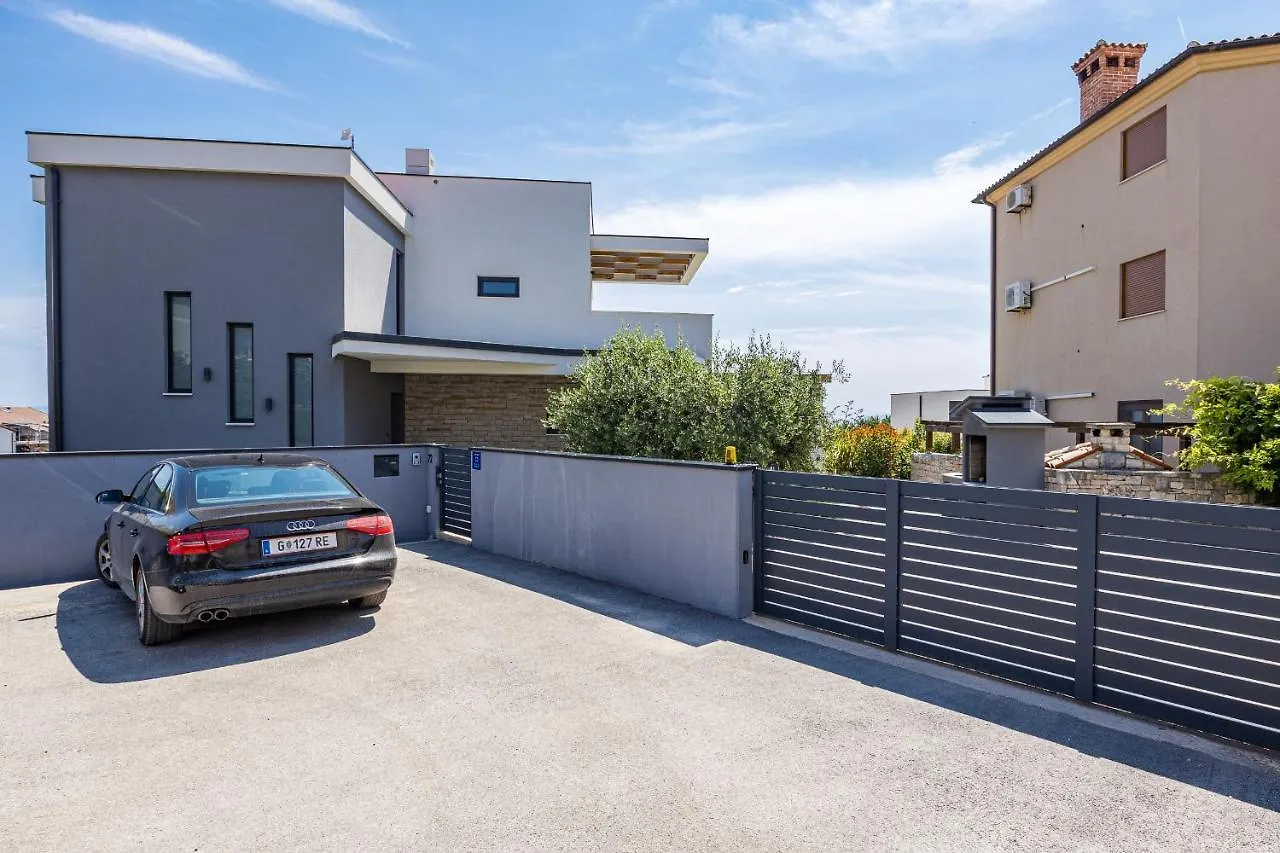 Val Di Bora Villa Liznjan